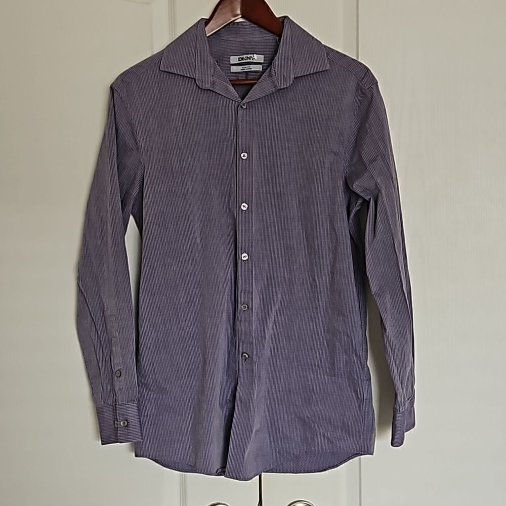 DKNY Men's Slim Fit Long Sleeves Button-Down Cotton Shirt Lavender 15- 32/33